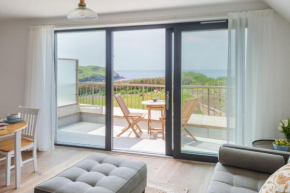 Apartment 14, Withie Cove